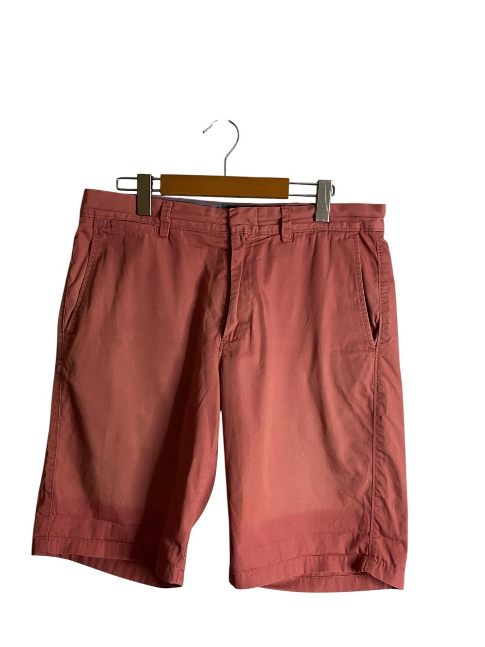 J. Crew Club Men's Coral Classic Casual Wear Flat Front Chino Shorts